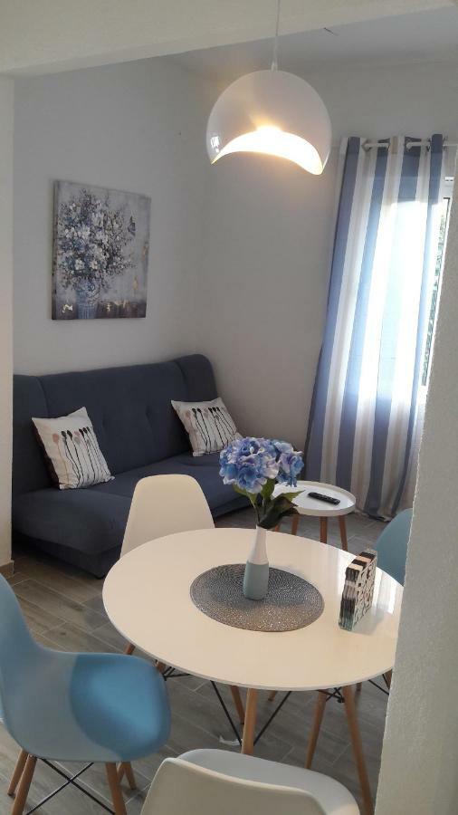Antony Apartment *