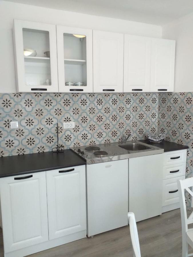 Apartment Antony Drvenik (Split-Dalmatia)